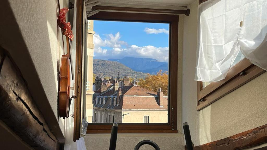 Cosy And Calm In Grenoble City Heart With Free And Large Parking Q-Park Chavant Bagian luar foto